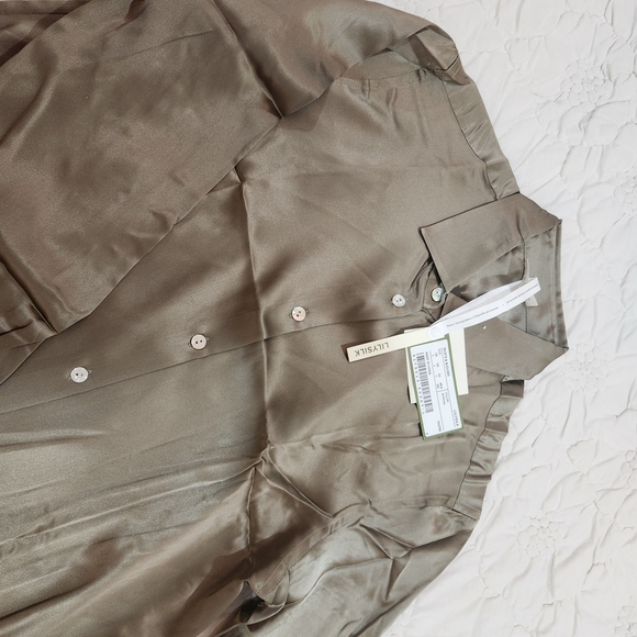 Lilysilk Timeless Silk Charmeuse Shirt Size L - Picture 7 of 11